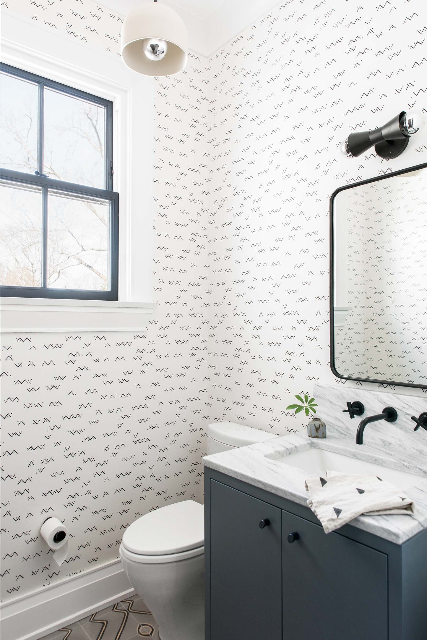 LOXO: Onyx Vellum