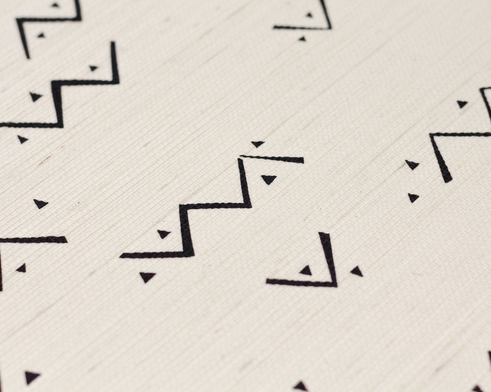 LOXO: Onyx Grasscloth