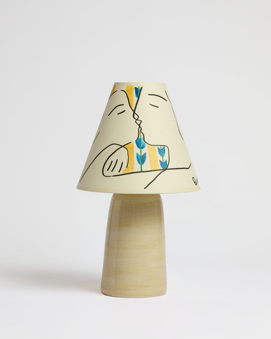 The Kiss Table Lamp